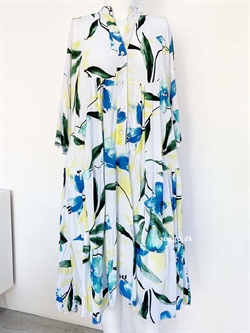 Arte hvid sommerkjole med blomster