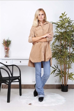 Fløjls Tunika med knapper beige Soggo