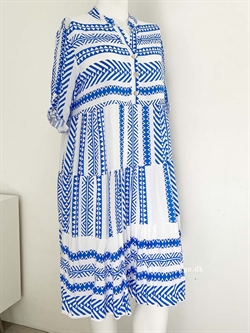 Bella koboltblå kjole - Koboltblå sommerkjole lag på lag look