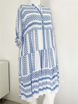 Bella lyseblå kjole - Lyseblå sommerkjole lag på lag look