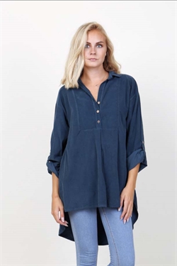 Blå Fløjlsskjorte / Tunika med knapper farven blå Fra soggo