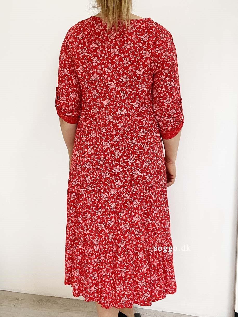 Udfør midlertidig ordlyd Flora rød kjole - curvy midi kjole