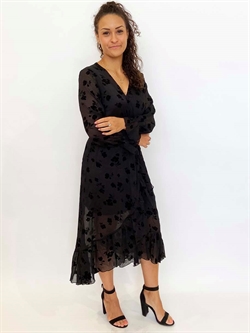 Lang sort kjole med velour print og chiffon ærmer