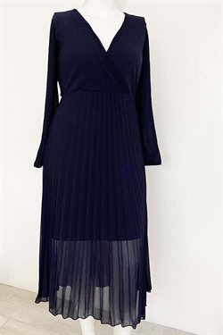 Navy blå festkjole - Festkjole med plisse og chiffon