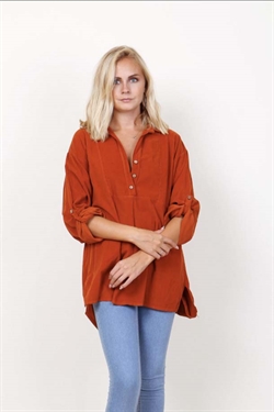 Orange Fløjlsskjorte / Tunika med knapper farven orange Fra soggo