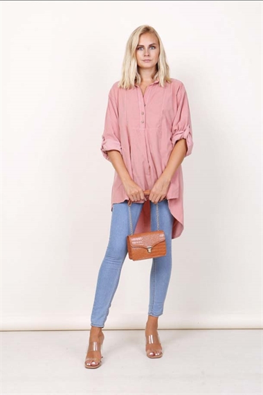 Rosa Fløjlsskjorte / Tunika med knapper farven pink Fra soggo