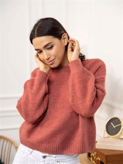 Rosa strikbluse med rund turtleneck