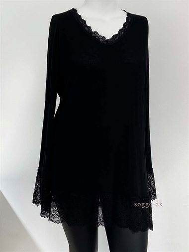 Plus size bluse / Tunika i sort