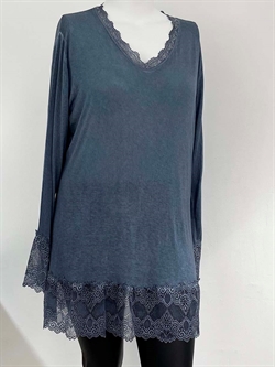 Plus size bluse / Tunika i støvet blå