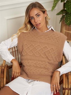 Camel Strikvest med rund hals