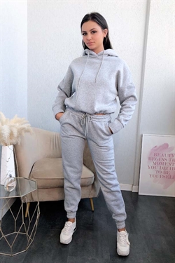 Ashly Homewear i grå  -  Træningstøj sæt til kvinder i grå Soggo 
